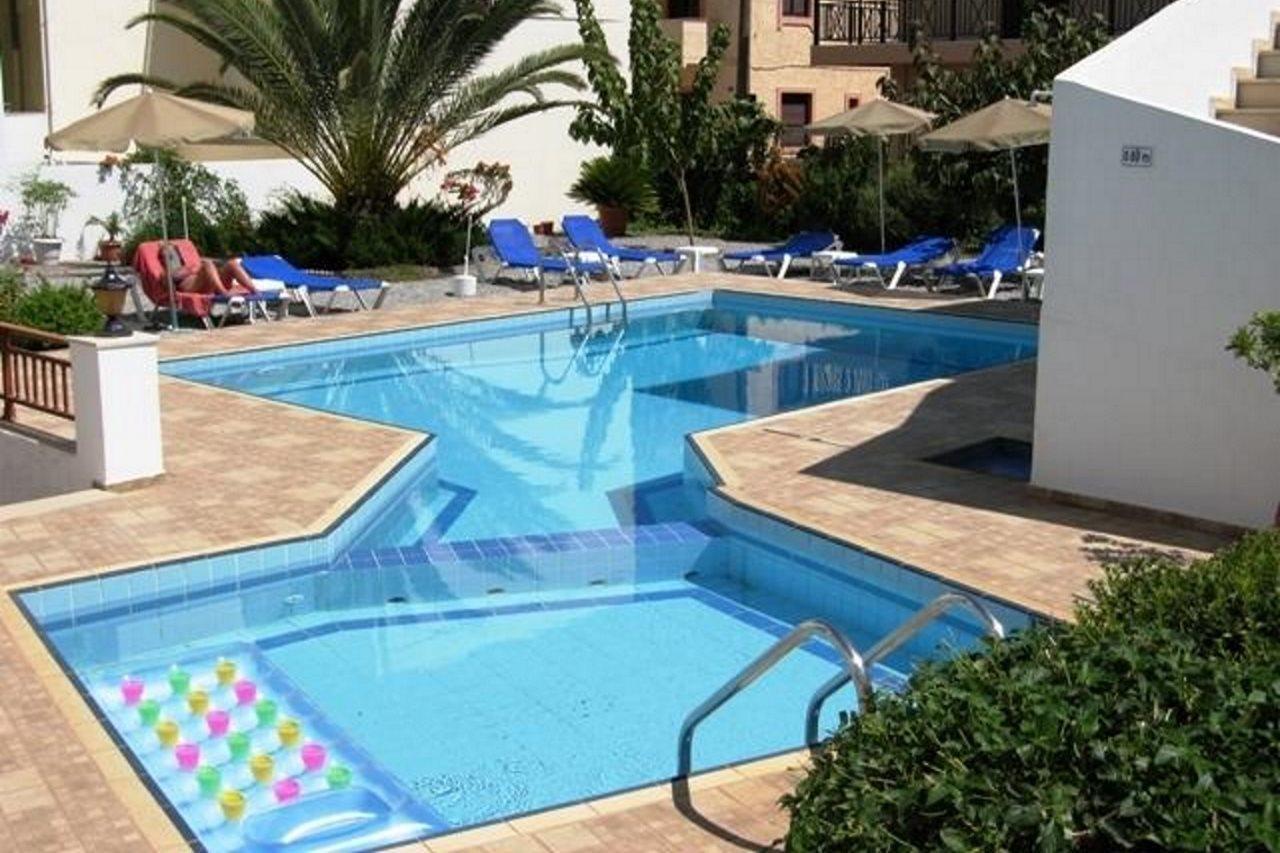 Blue Sea Hotel Apartments Rethymno  Exterior photo